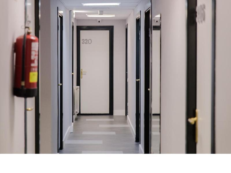 Residencia Universitaria San Agustin Барселона Екстер'єр фото